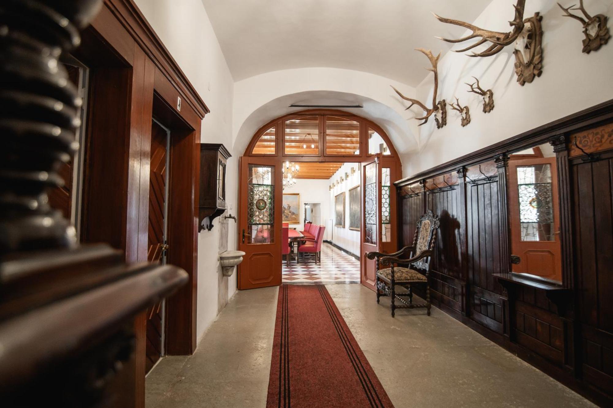 Grad Strmol Villa Cerklje na Gorenjskem Exterior foto